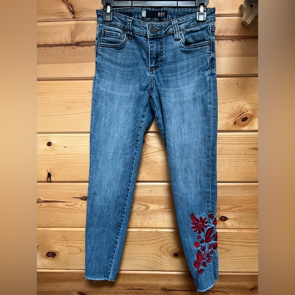 Kut from the Kloth Skinny Jeans with Red Floral Embroidery - Picture 1 of 8